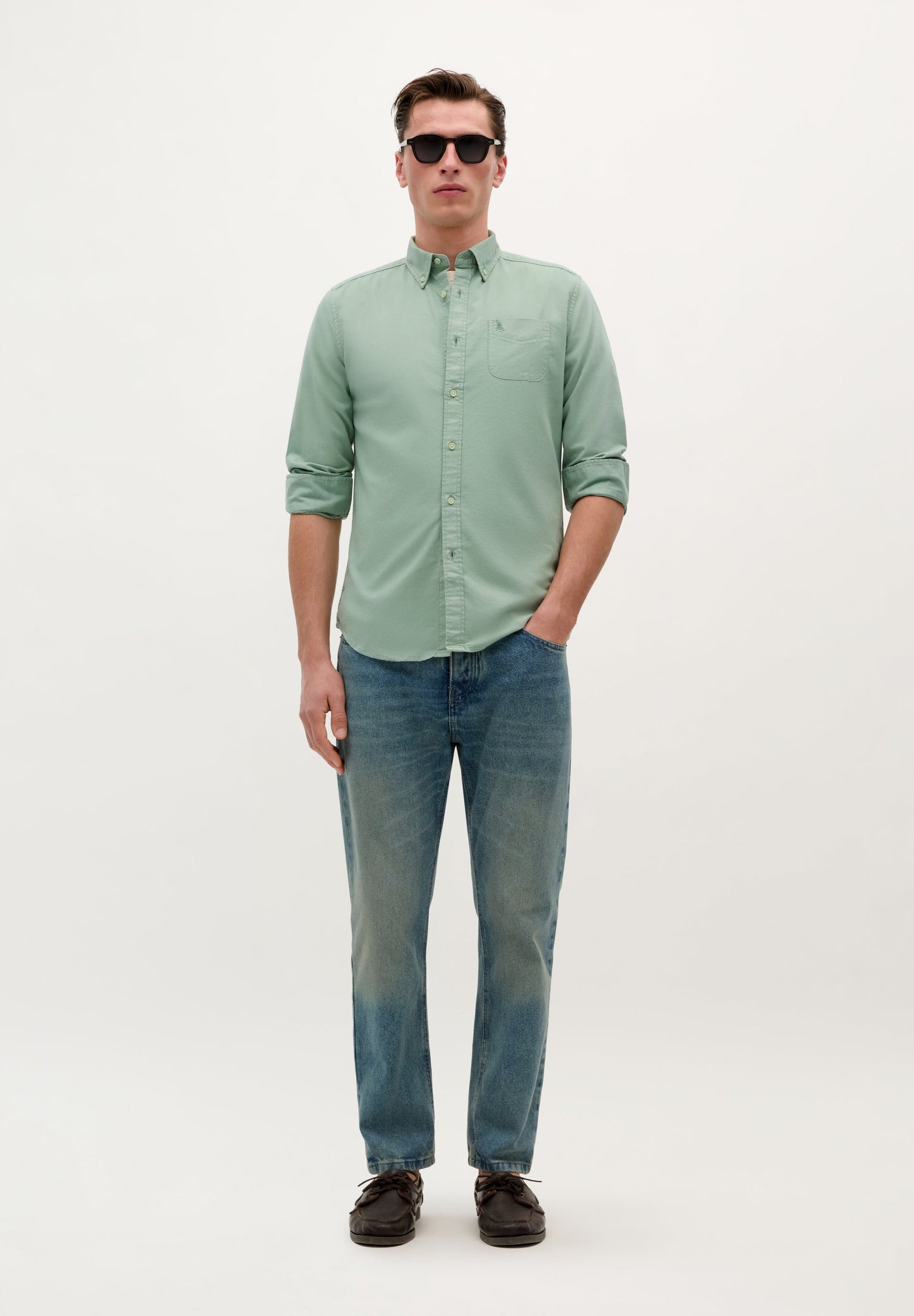 CAMISA CALAVERA CUELLO BOTONES