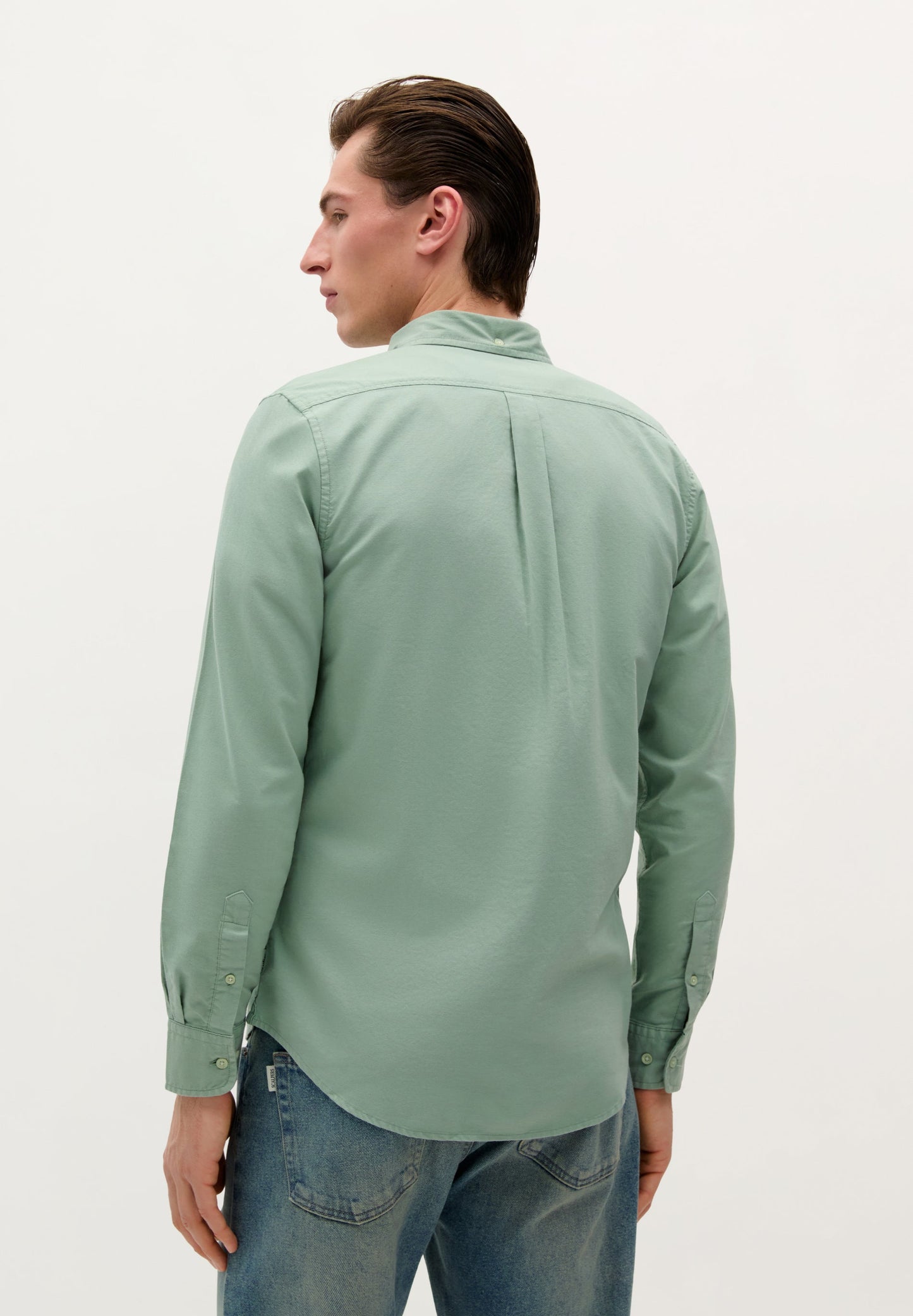 CAMISA CALAVERA CUELLO BOTONES