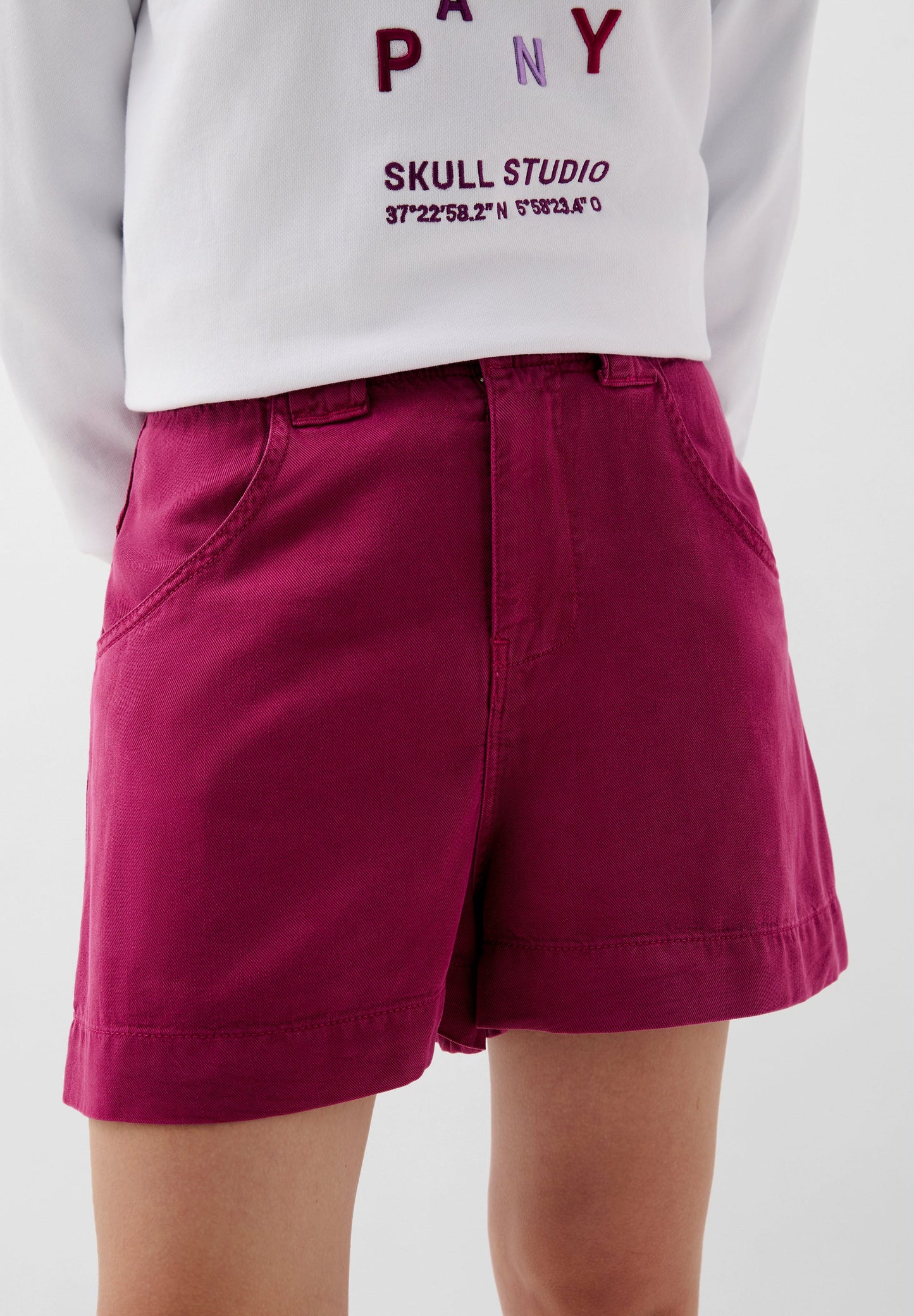 SHORT FLUIDO BOLSILLOS