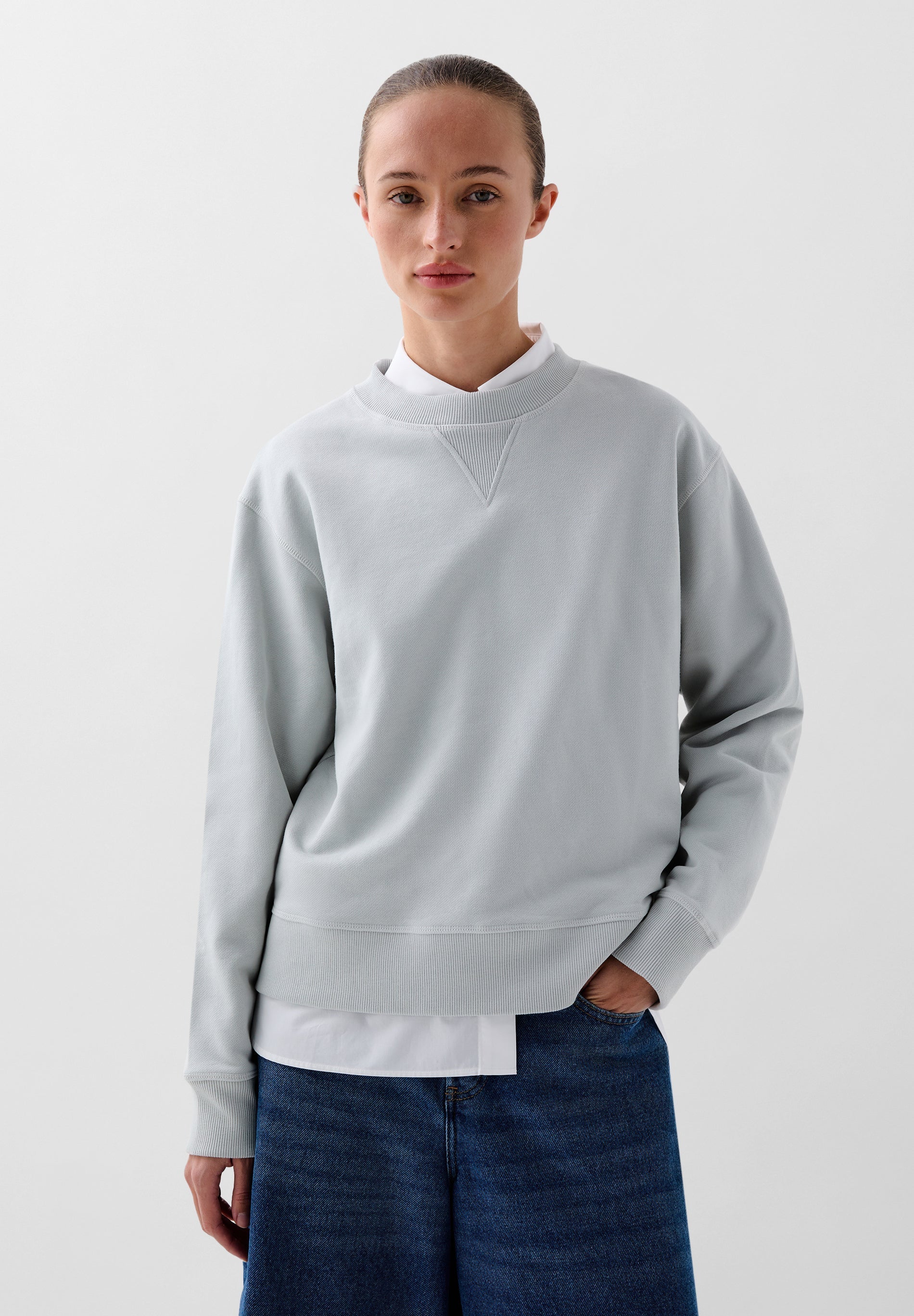 SUDADERA CALAVERA TRASERA