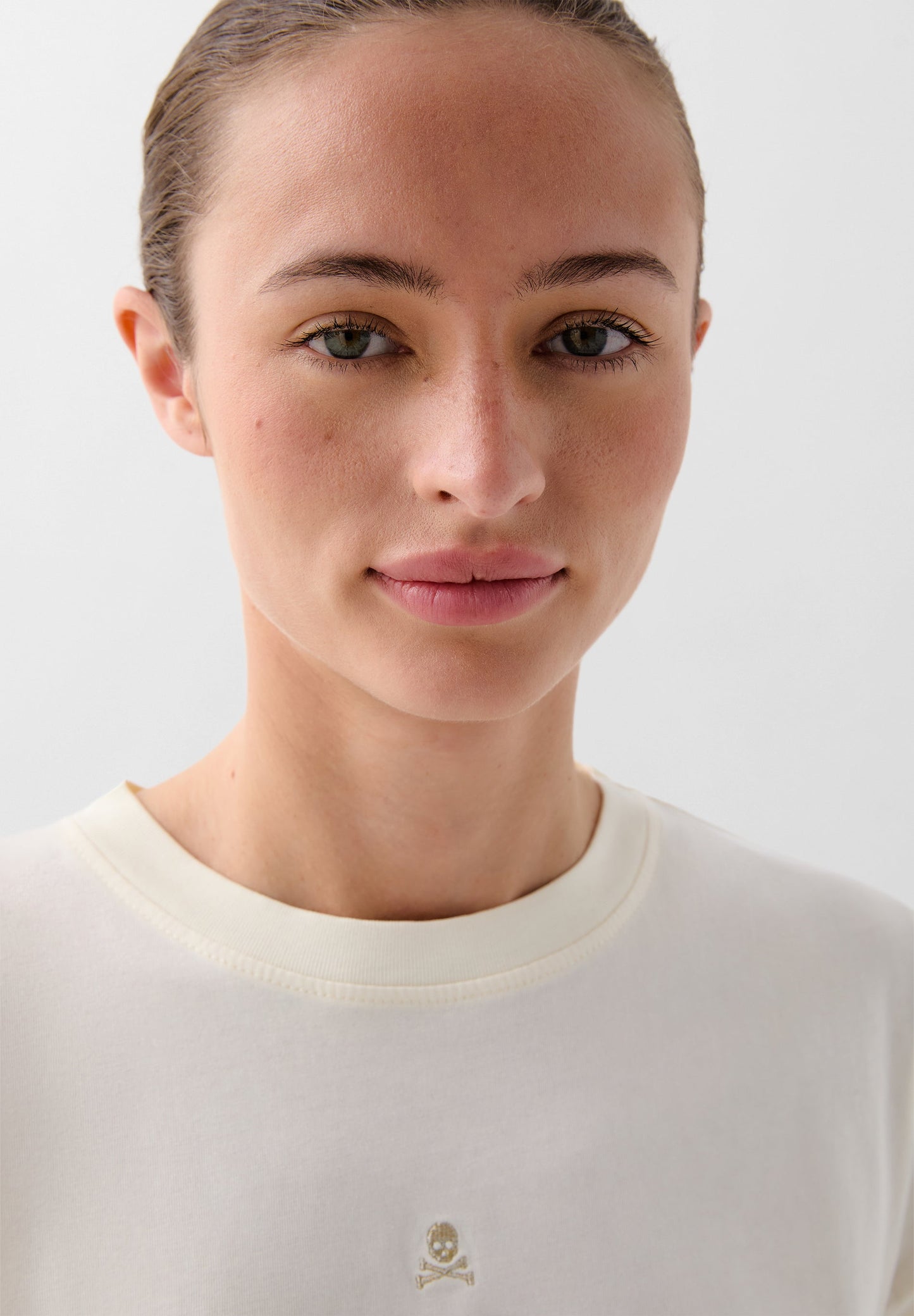 CAMISETA BÁSICA CALAVERA