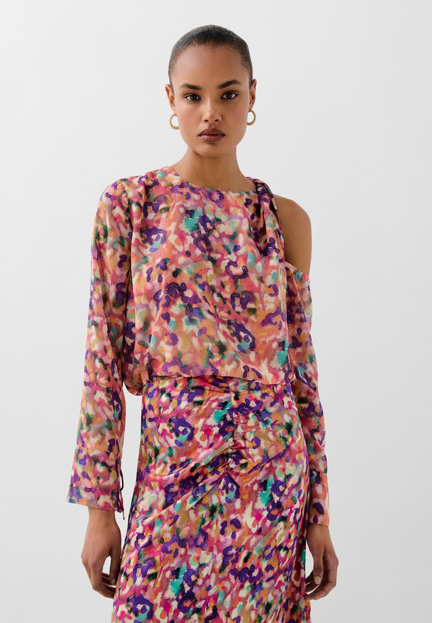 BLUSA LAZOS ESTAMPADA