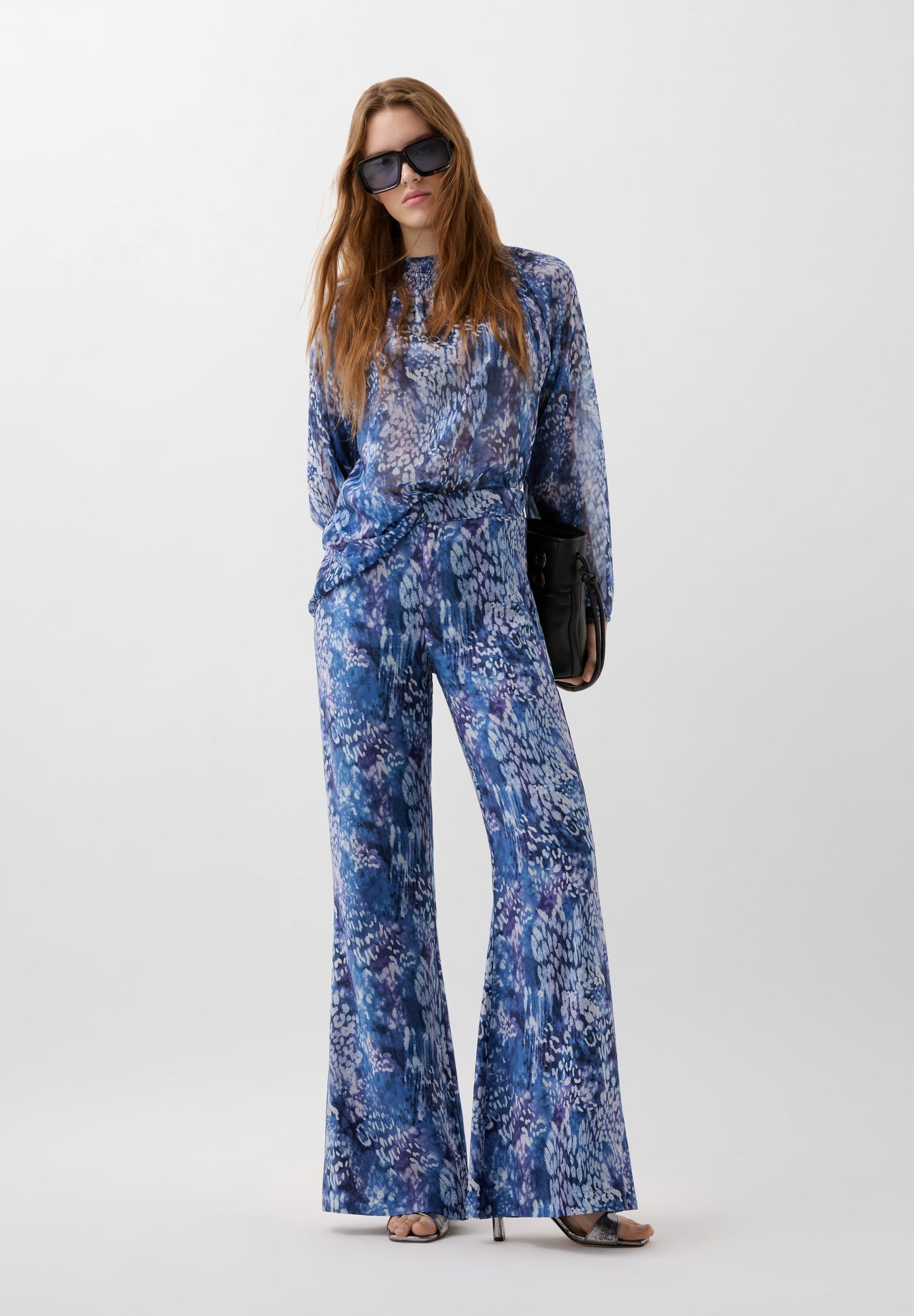 PANTALÓN FLUIDO FLARE