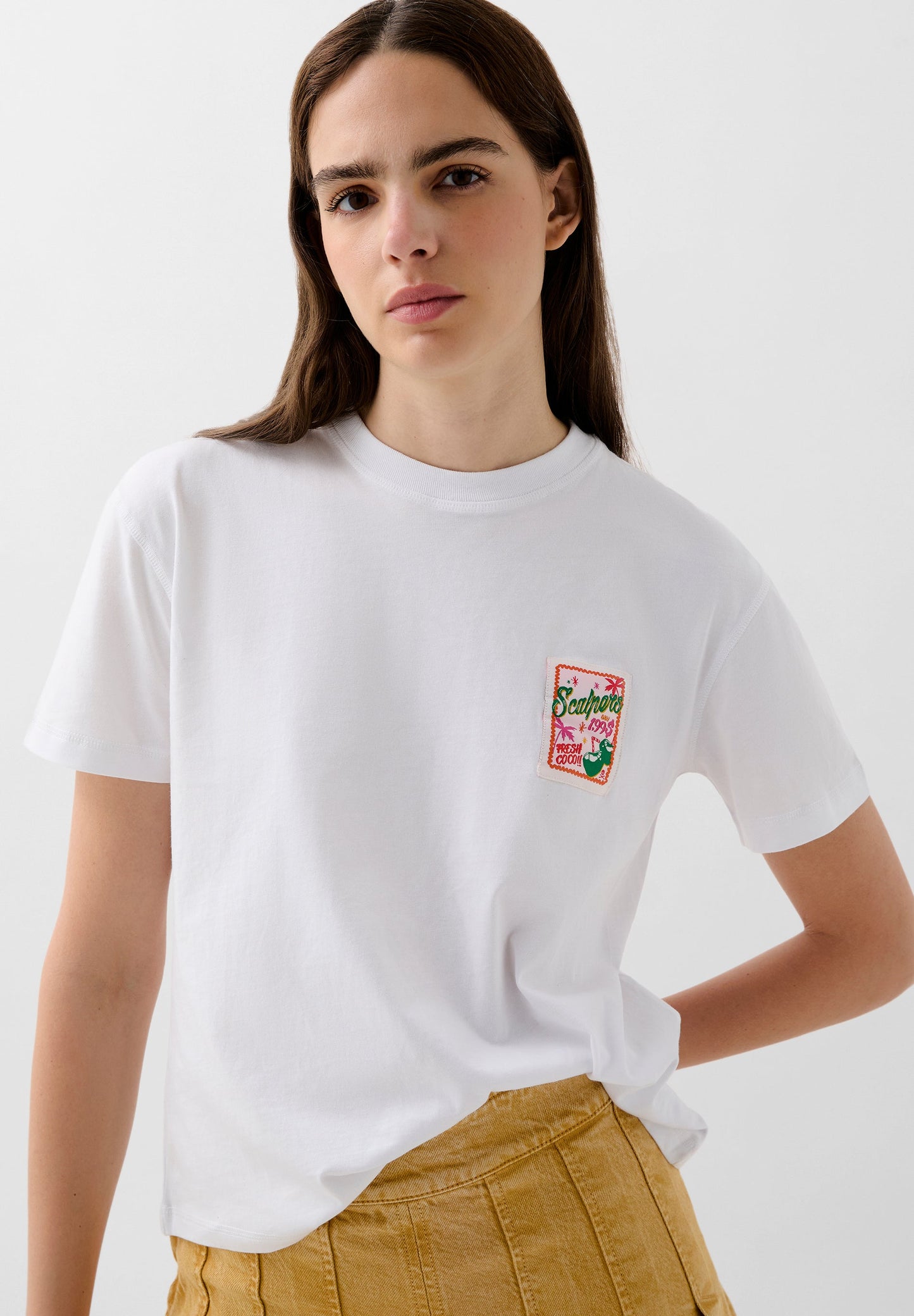 CAMISETA PRINT TRASERO COCO