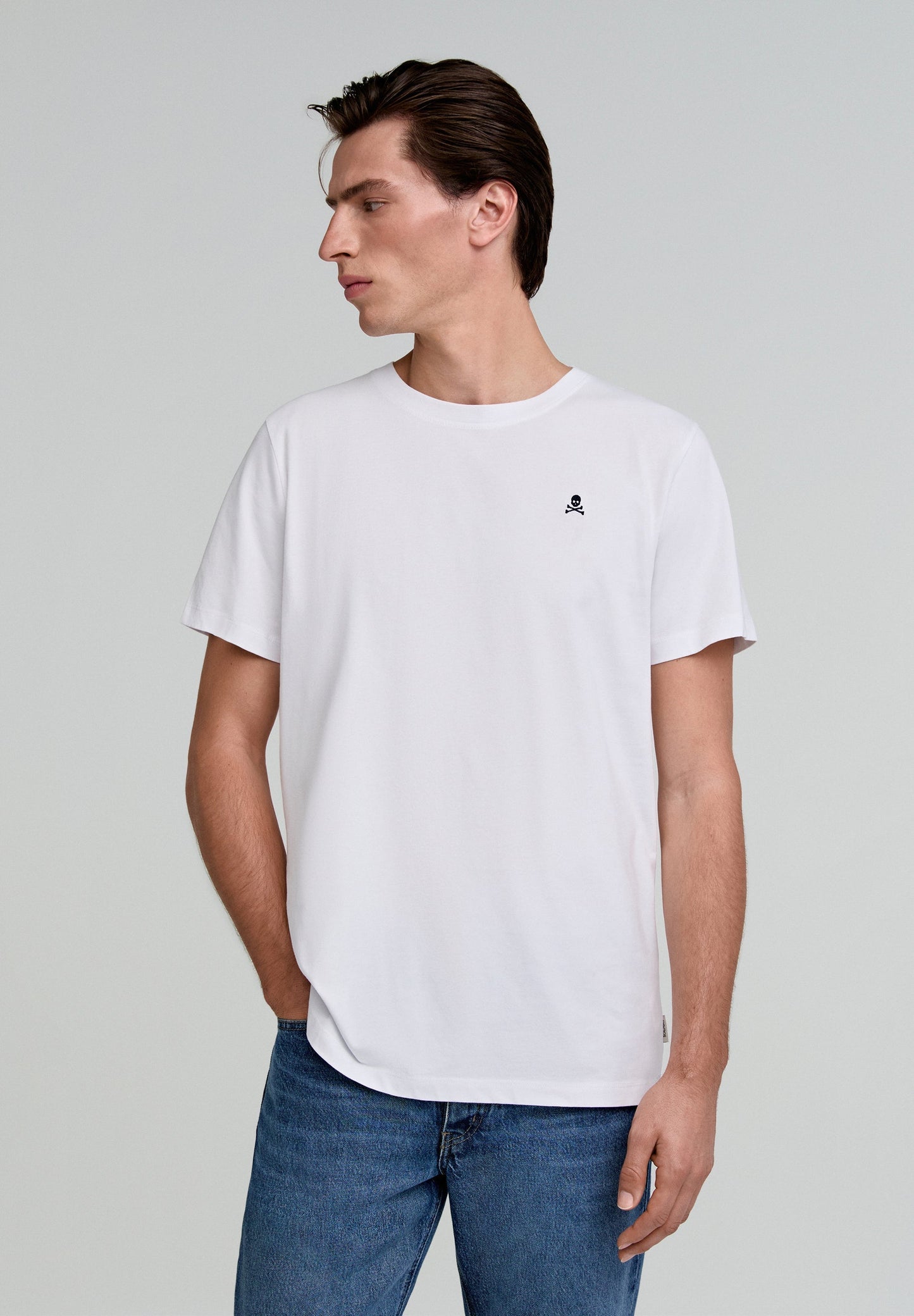 CAMISETA LAVADA CALAVERA BORDADA