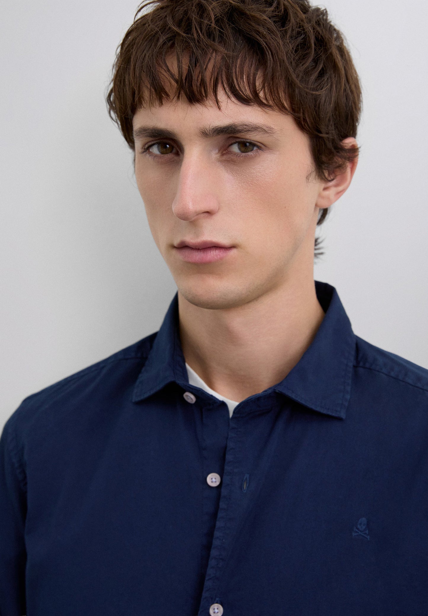 CAMISA CALAVERA BORDADA