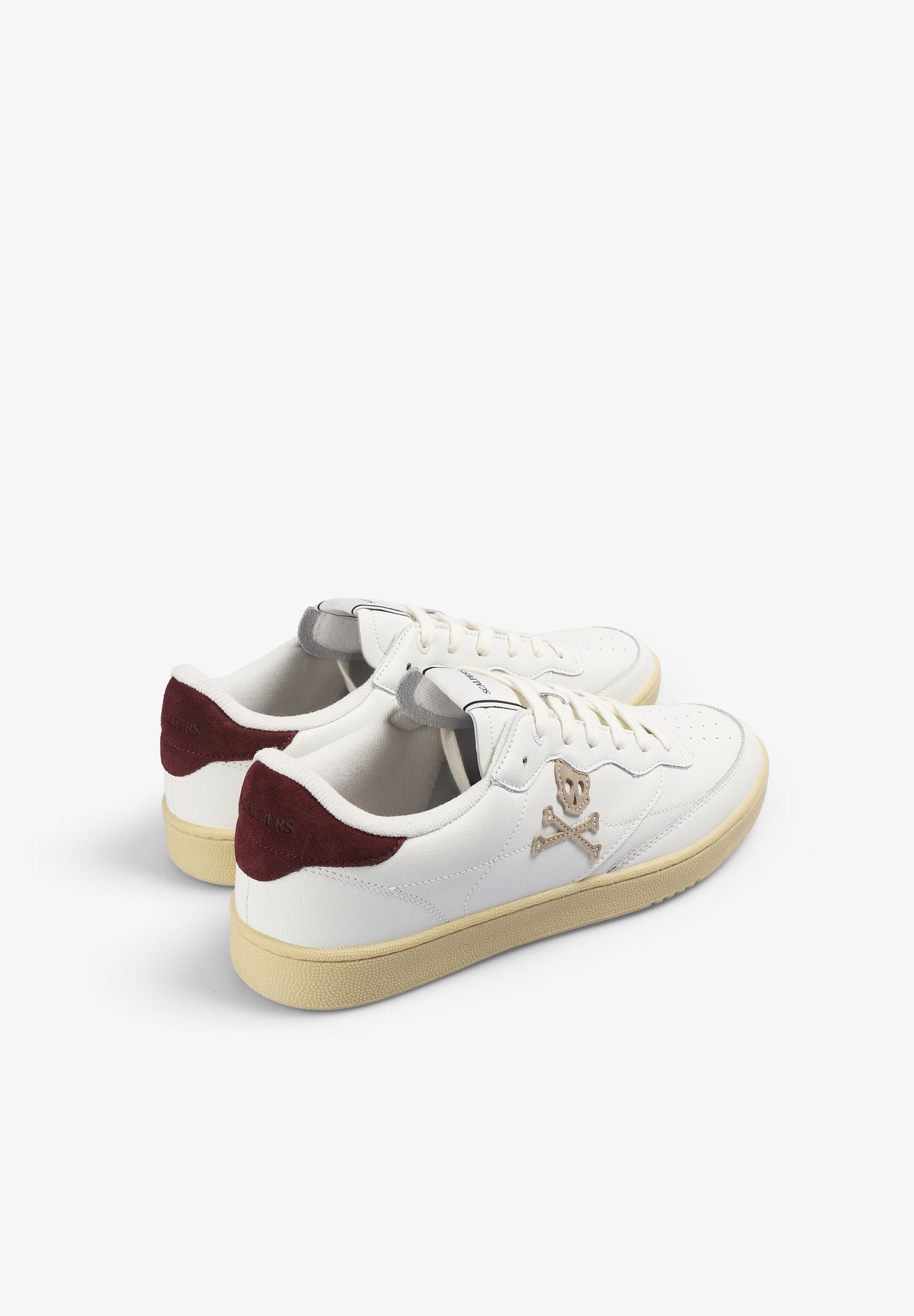 SNEAKERS CALAVERA PIEL