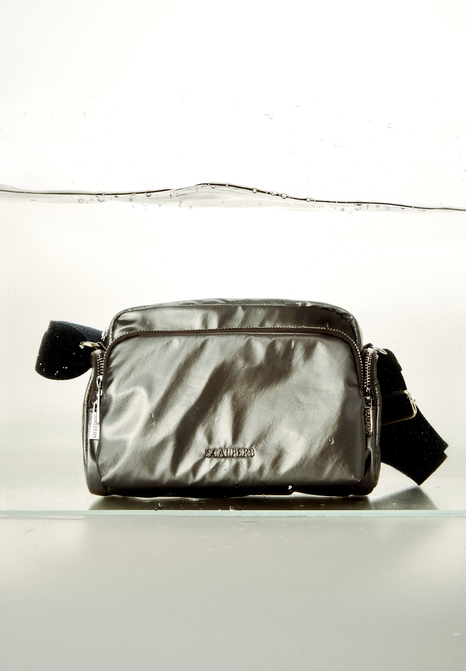 BOLSO BANDOLERA BOLSILLOS