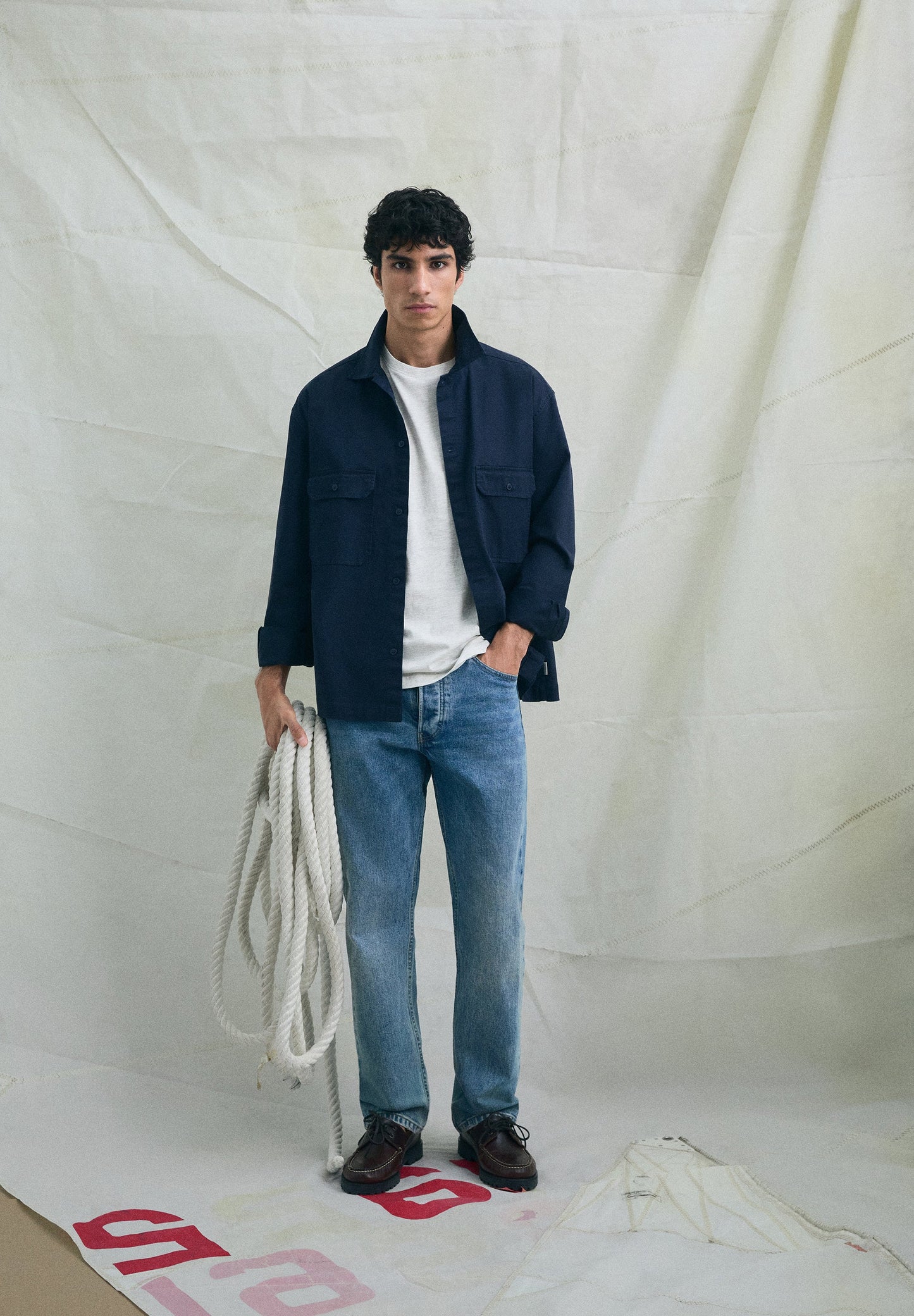 PANTALÓN VAQUERO REGULAR FIT