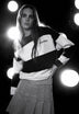 SUDADERA RAYAS LOGO BORDADO
