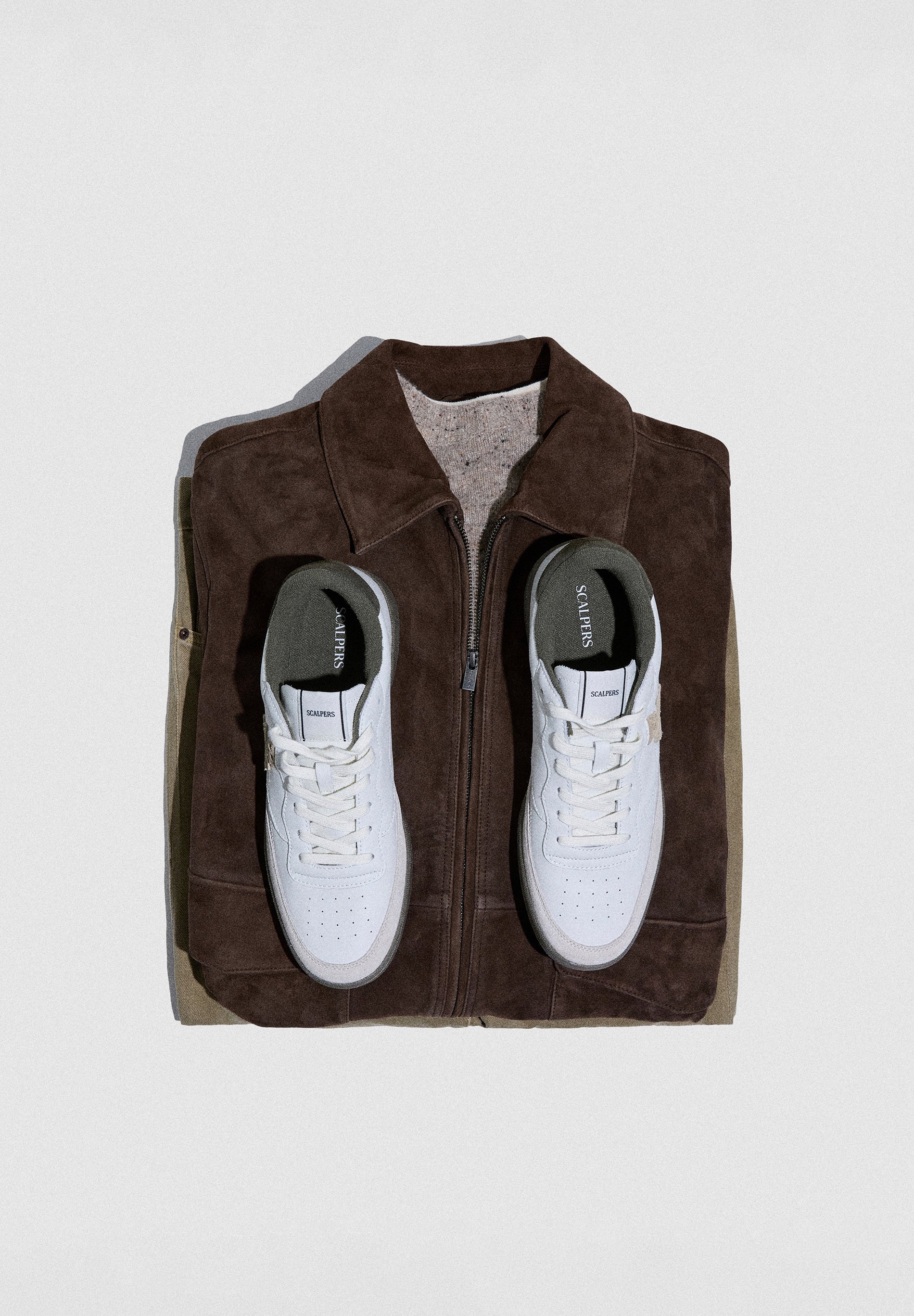 SNEAKERS CALAVERA PIEL