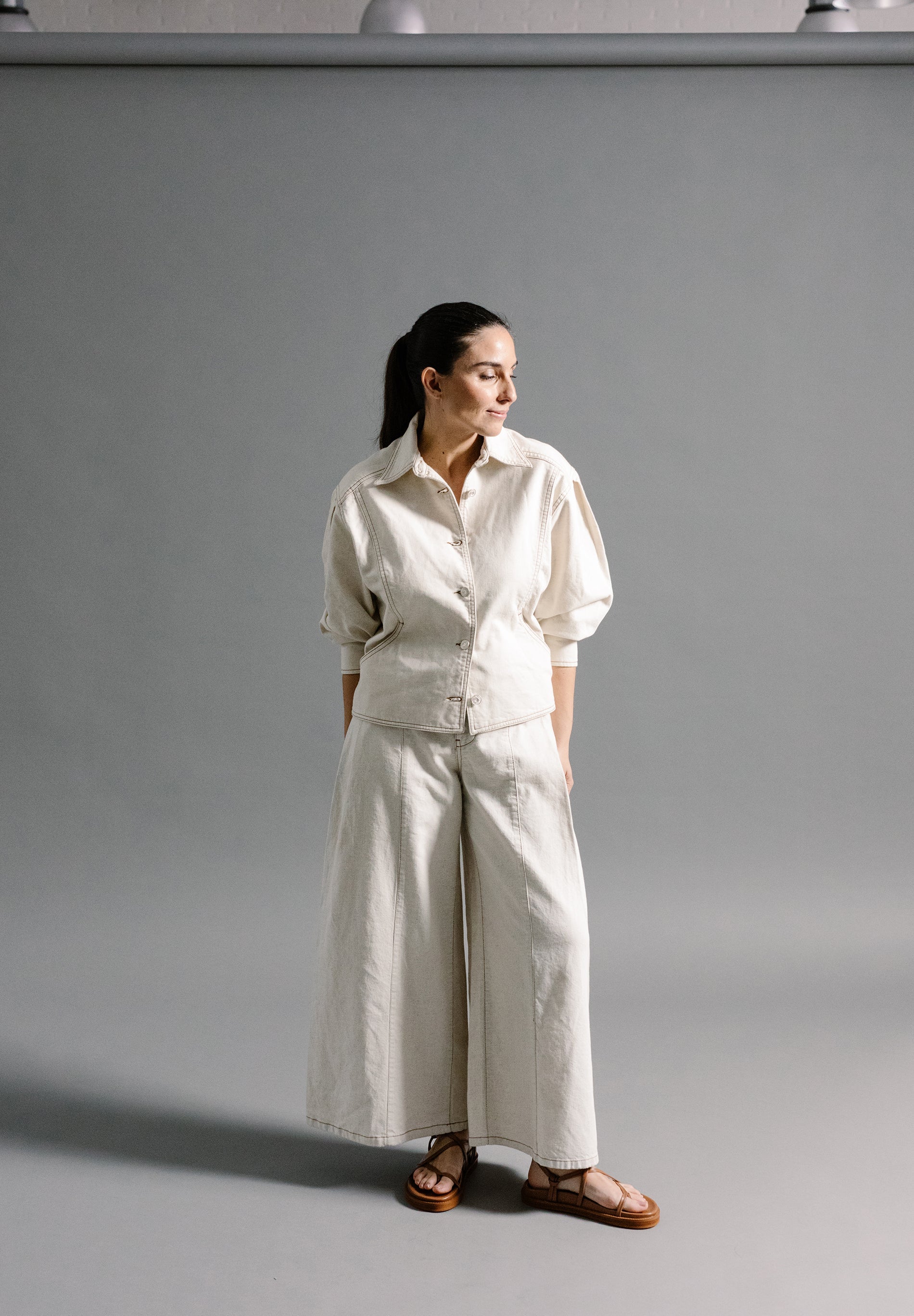 CHAQUETA BOMBER COSTURAS CONTRASTE